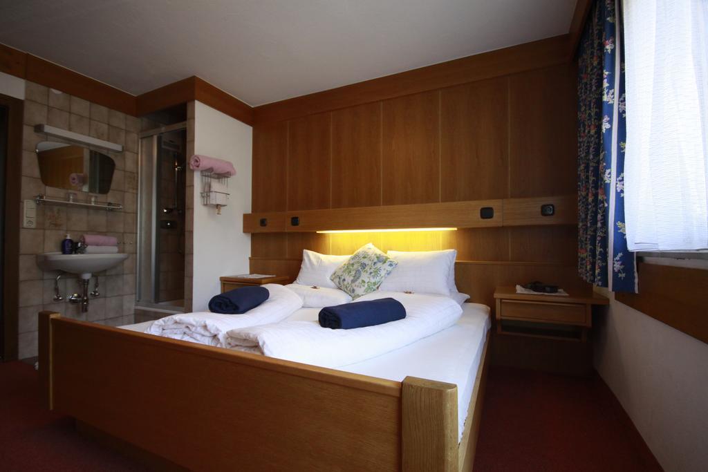 Neukirchen am Großvenediger Privatzimmer Kammerlander חדר תמונה