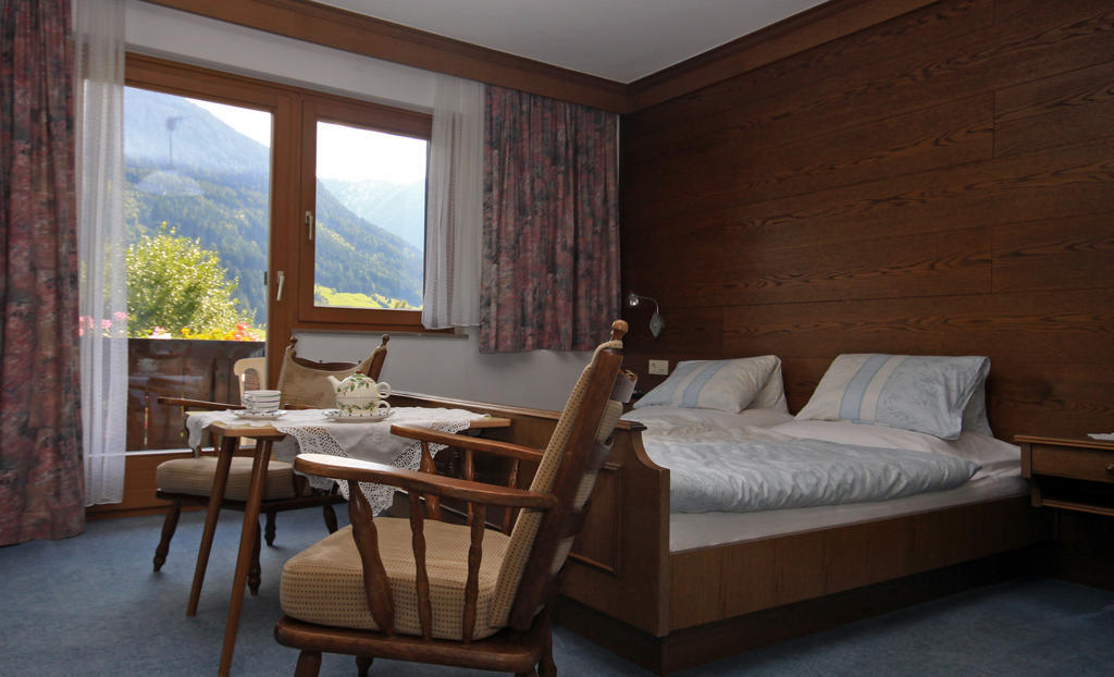 Neukirchen am Großvenediger Privatzimmer Kammerlander חדר תמונה